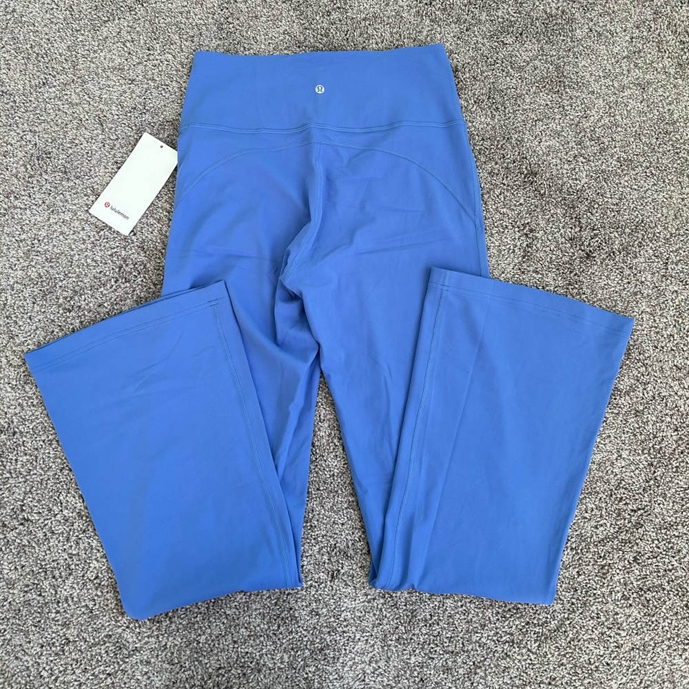 LULULEMON ATHLETICA Groove Super-High-Rise Flared Pant Nulu 10 NWT LL-32 - Picture 9 of 10